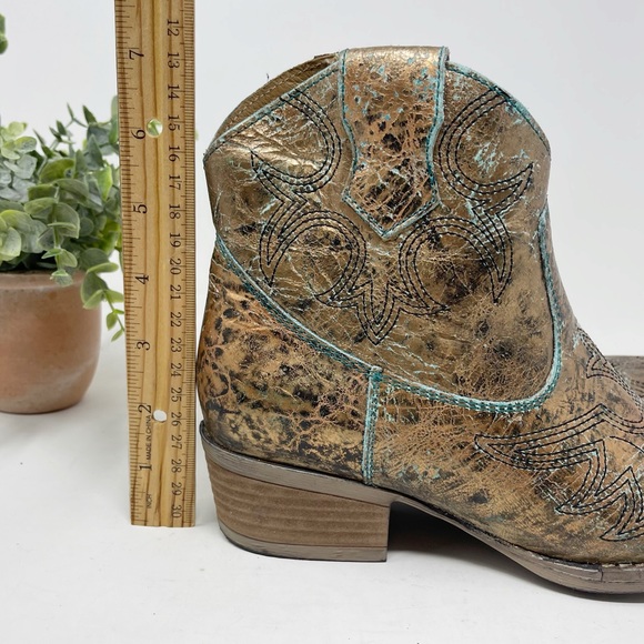 Sterling River Turquoise and Metallic Western Cowboy Boots - Picture 9 of 11